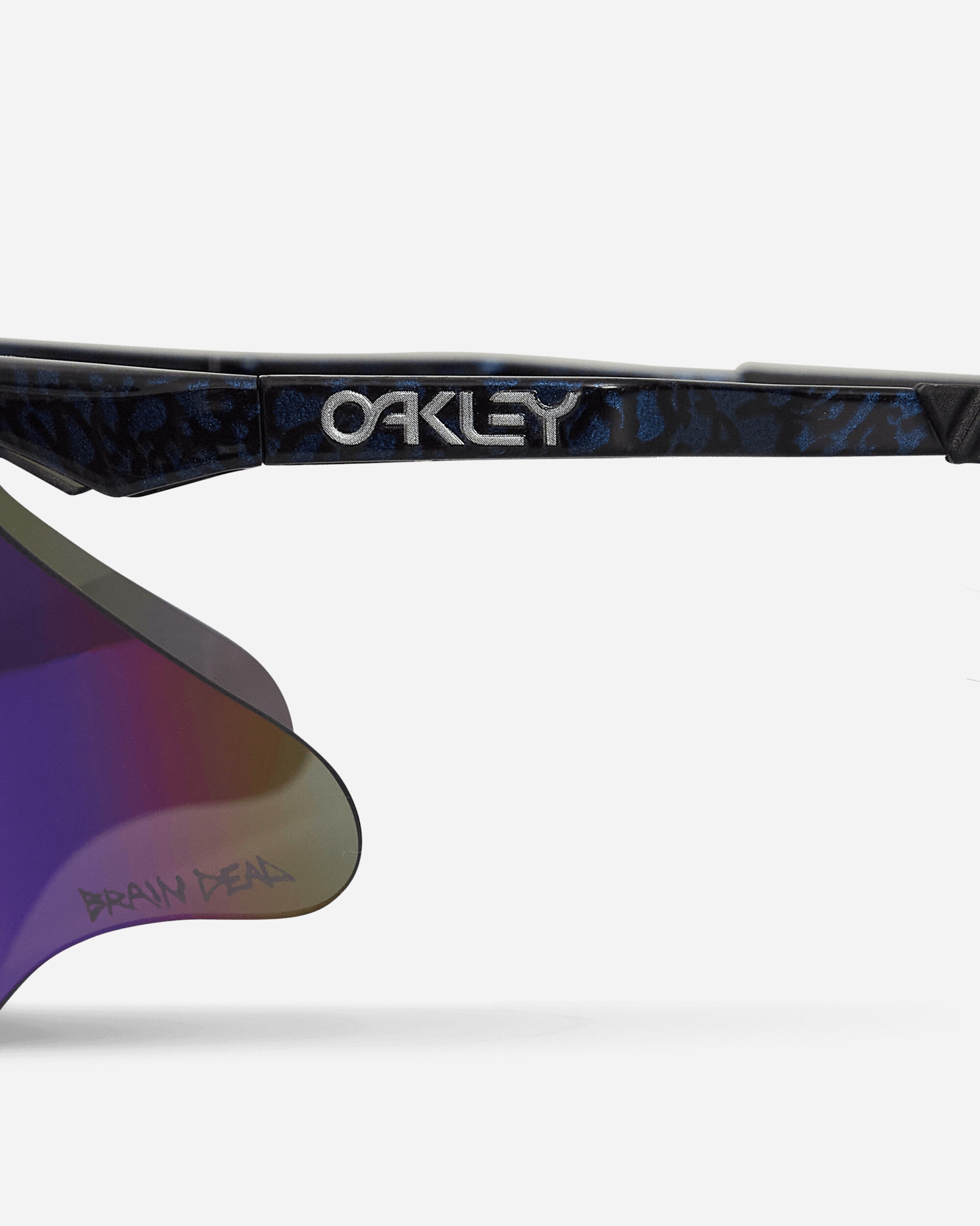 Oakley Mumbo Braindead Planetx Prizm Sp/Rd Eyewear Sunglasses 0OO9435 943507