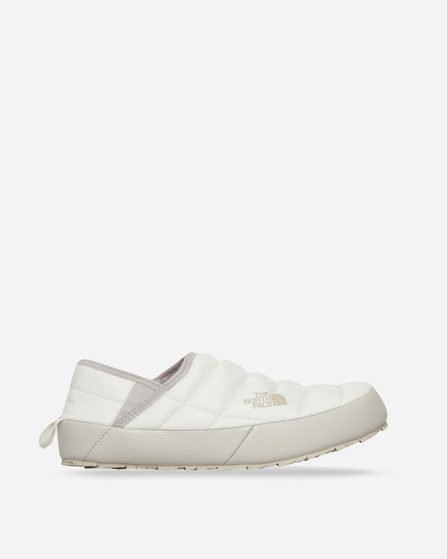 The North Face Wmns Women’S Thermoballtm Traction Mule V Gardenia White/Silver Grey Sandals and Slides Sandals and Mules NF0A3V1H 32F1