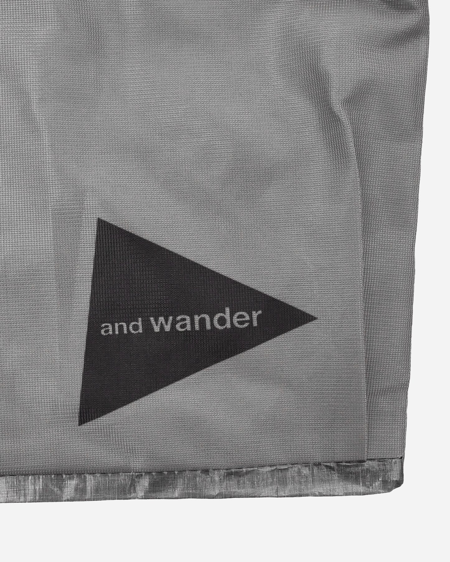 and wander 109 Ul Sacoche With Dyneema Charcoal Bags and Backpacks Shoulder Bags 5745975209 022